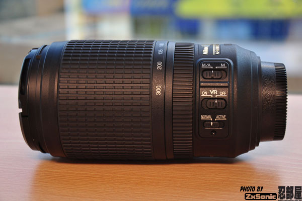 Nikon AF-S VR 70-300mm f/4.5-5.6G IF-ED鏡頭本體